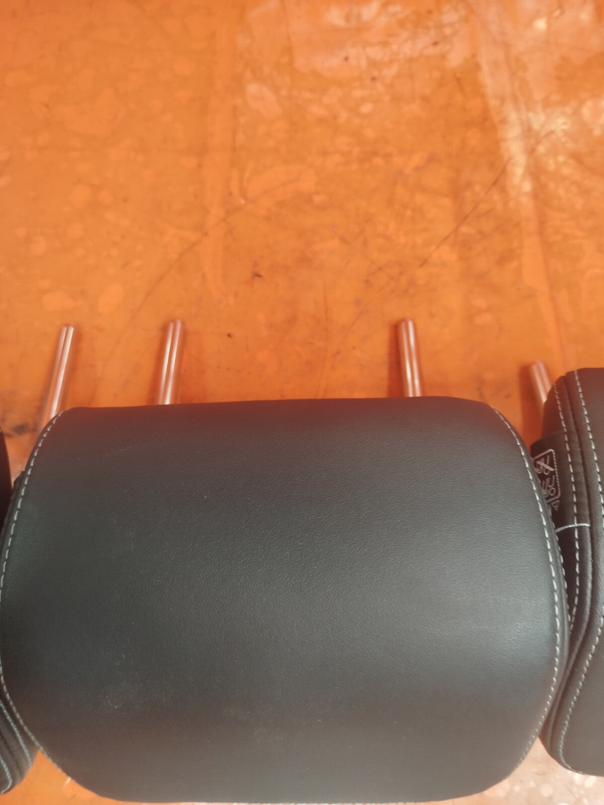✅Ssangyong Tivoli Ex 1.6 Diesel 2017 Rear Headrests Warranty A230