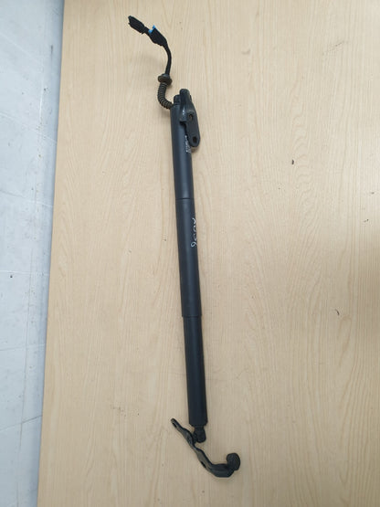2018 BMW F46 216D 1.5 DIESEL TAILGATE STRUT SHOCK LEFT NEARSIDE 7432771 A036