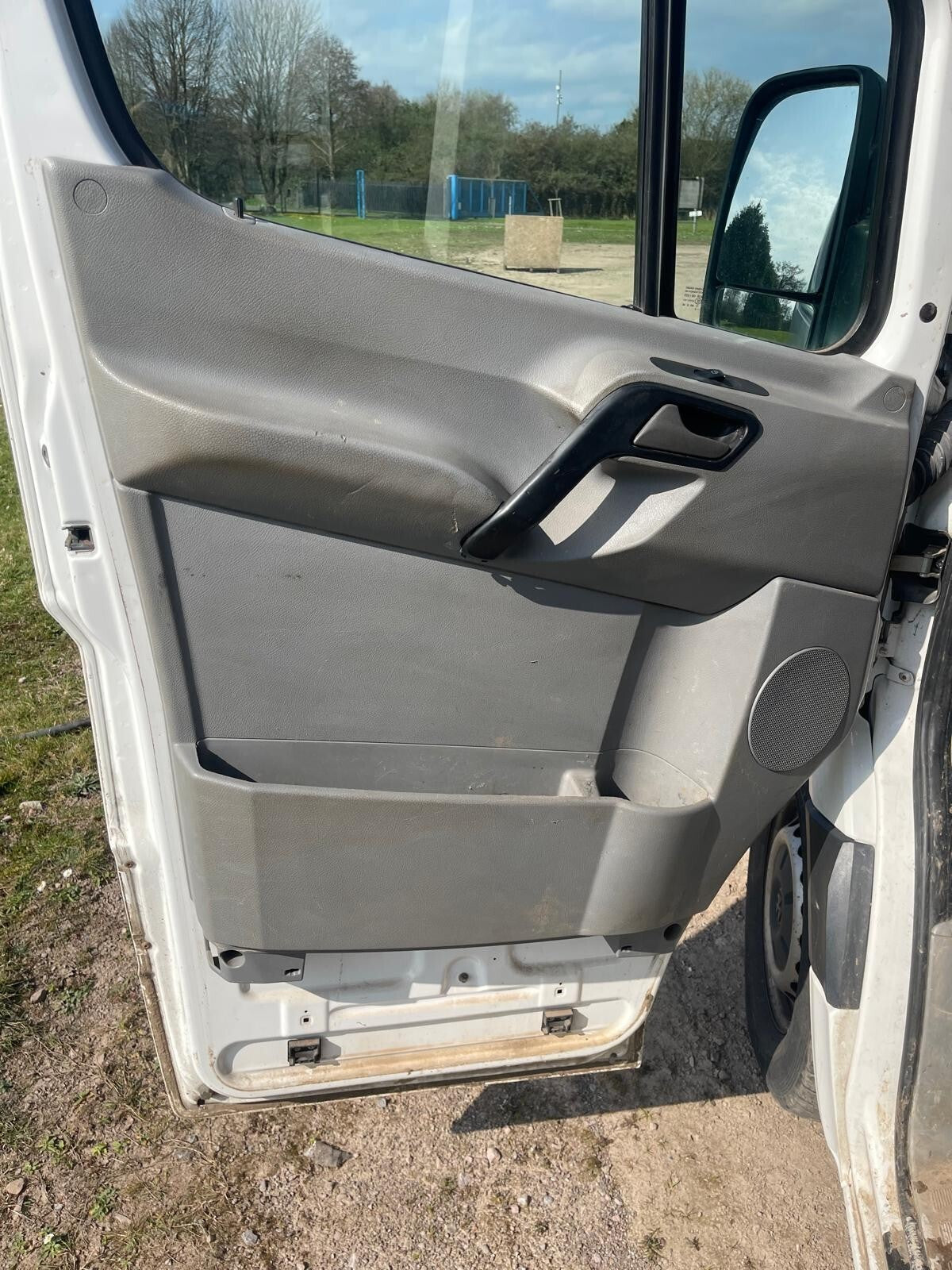✅VW CRAFTER CR35 2.0 DIESEL 2015 FRONT LEFT DOOR BARE WHITE Warranty A275
