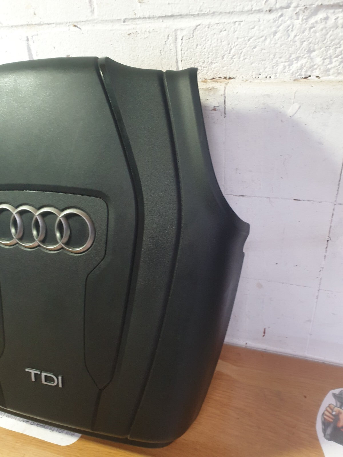 AUDI A5 CABRIO S LINE 2.0 DIESEL 2012 ENGINE TOP COVER 03L103925AB Warranty A218