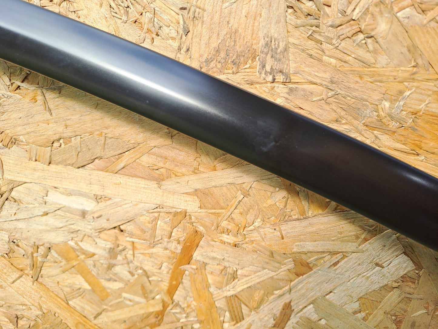 2024 TESLA MODEL 3 LONG RIGHT ROOF STRIP RAIL BAR COVER TRIM 1083520-40-D A207