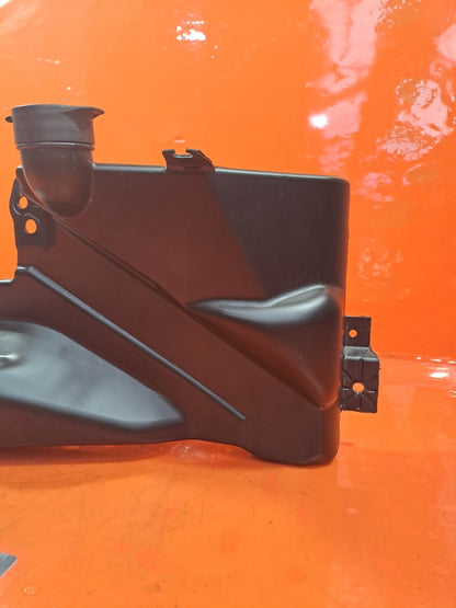 2024 TESLA MODEL 3 LONG WASHER BOTTLE 1739233-00-G + WARRANTY A207