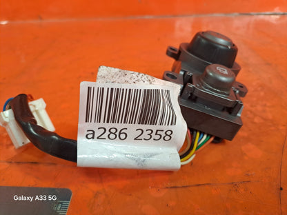 ✅Ssangyong Rodius Turismo 2.2 Diesel 2017 WING MIRROR CONTROL SWITCH 85300-21000