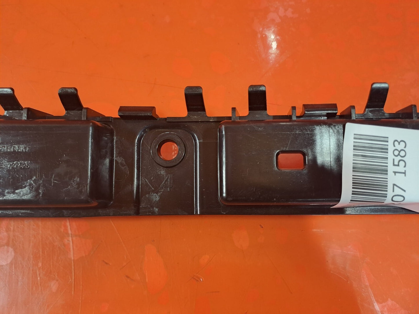 2024 TESLA MODEL 3 LONG Rear Bumper Center Support Bracket 1757096-00-D A207