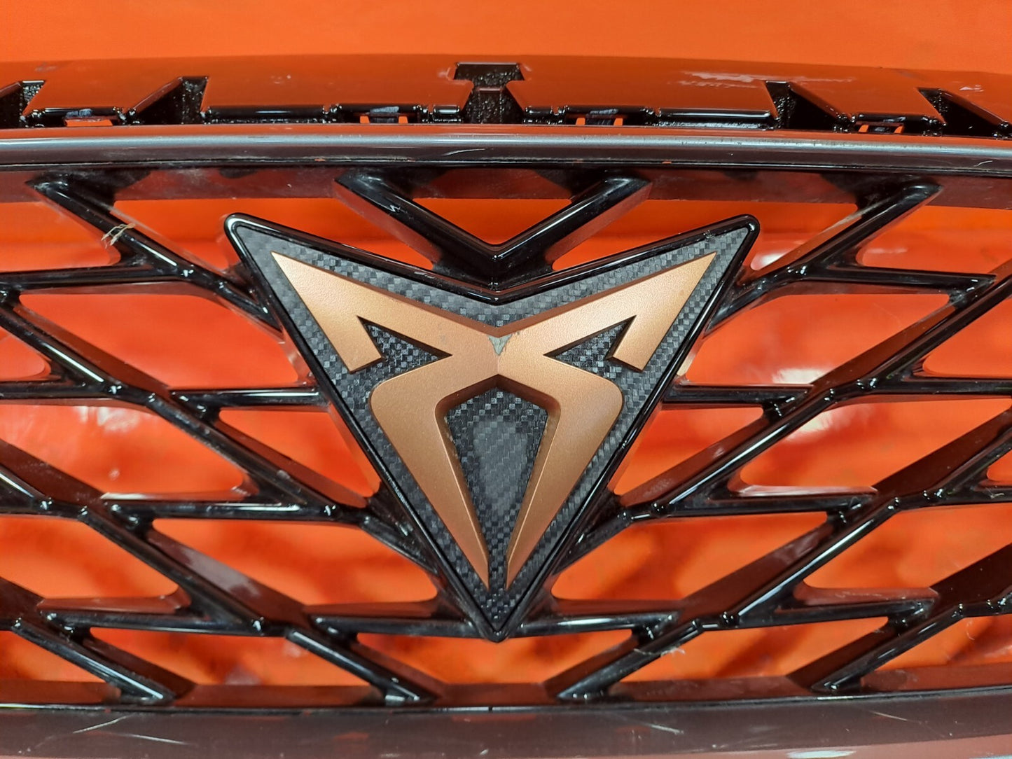 CUPRA LEON VZ2 1.4 PETROL 2023 FRONT BUMPER GRILLE Warranty A227