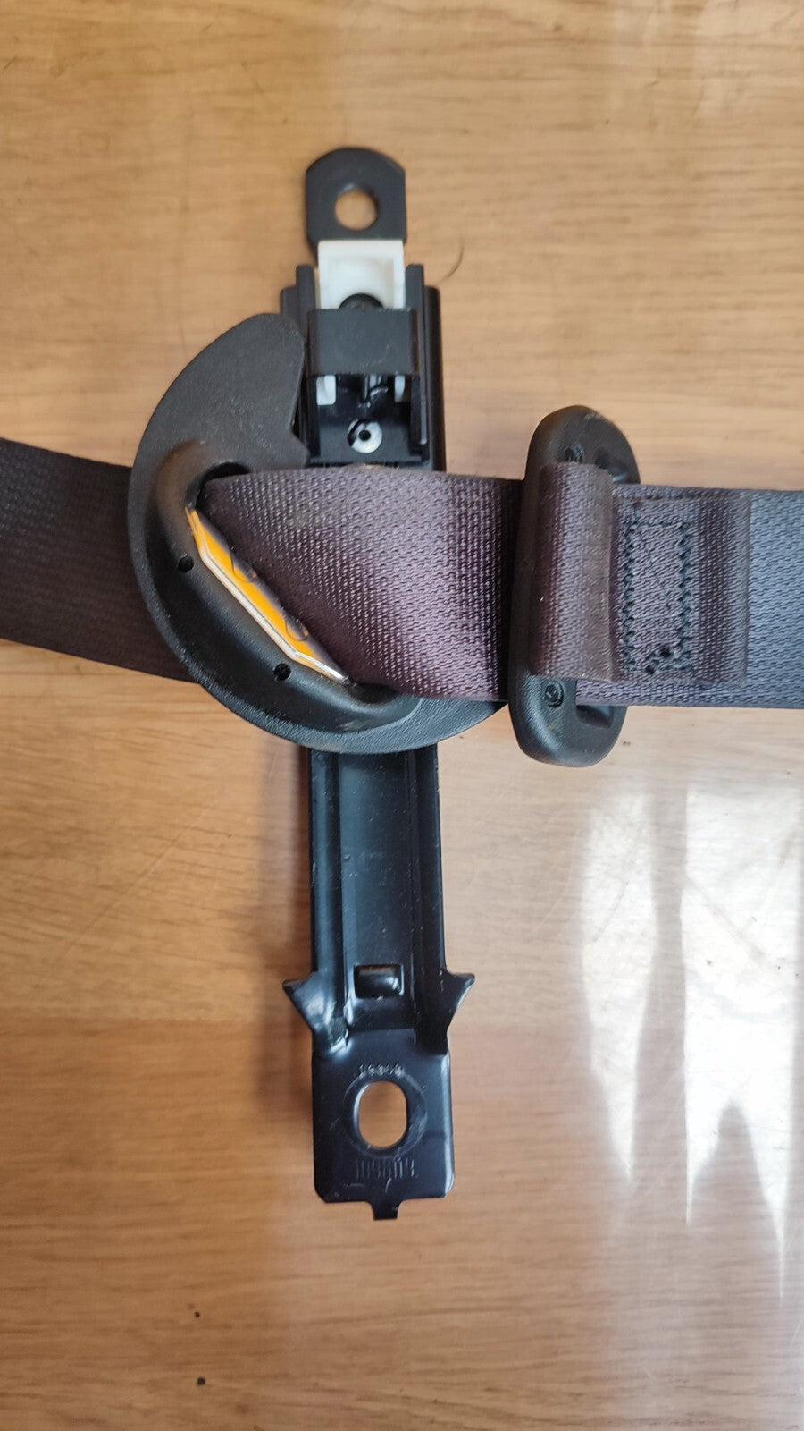 2019 MITSUBISHI OUTLANDER MK3 FRONT RIGHT DRIVER SIDE SEAT BELT 305257810 A003