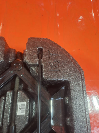 ✅HYUNDAI KONA 1.0 PETROL 2019 EMERGENCY LIFTING JACK TOOL KIT & FOAM Warranty