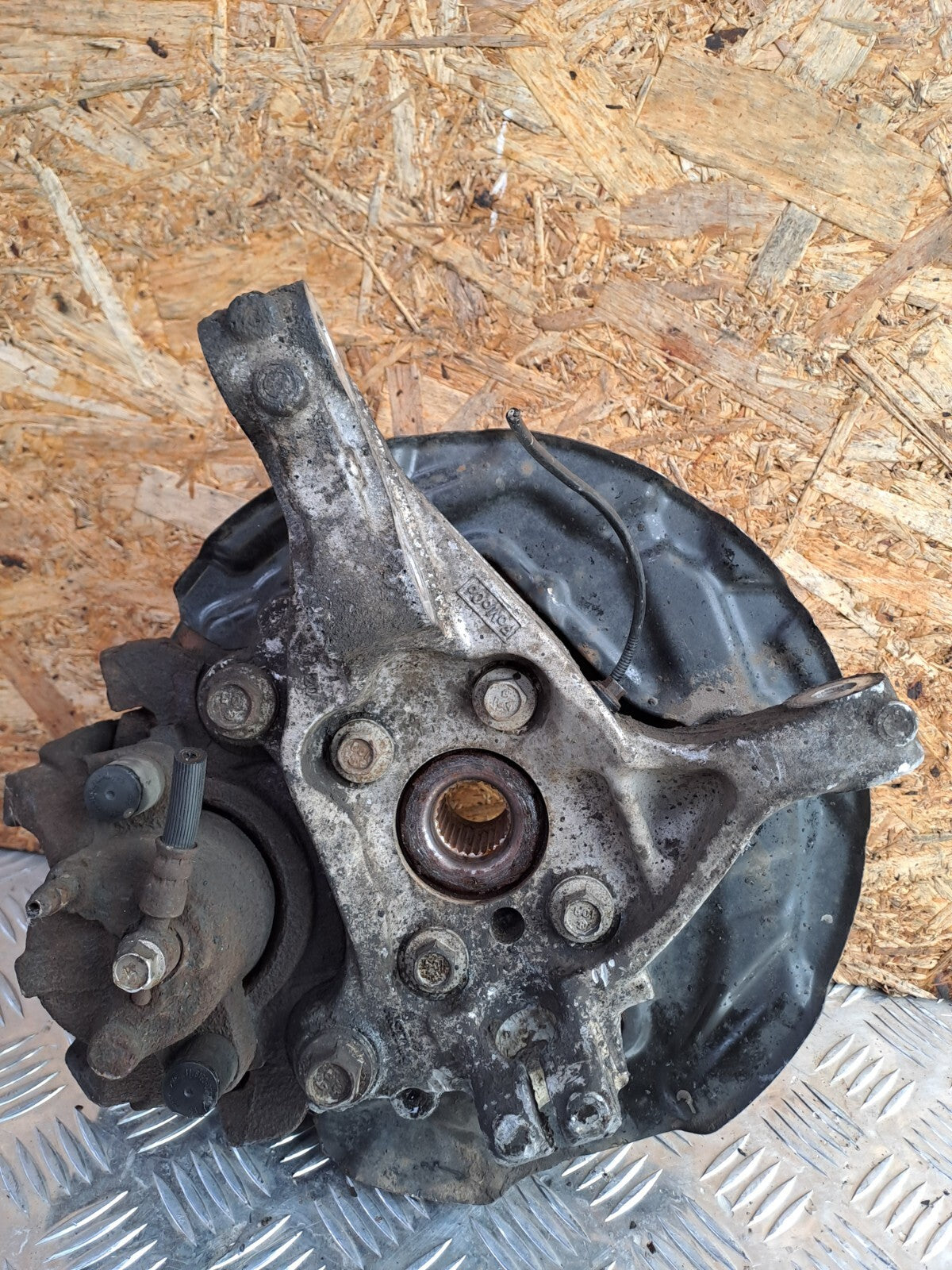 ✅2016 FORD MONDEO MK5 2.0D FRONT RIGHT WHEEL HUB DG9C-2010-EE + WARRANTY A273