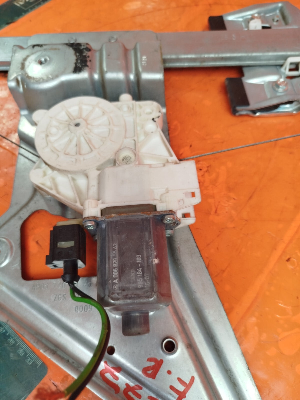 ✅VW CRAFTER CR35 2.0 DIESEL 2017 FRONT RIGHT WINDOW REGULATOR A9067200146 A277