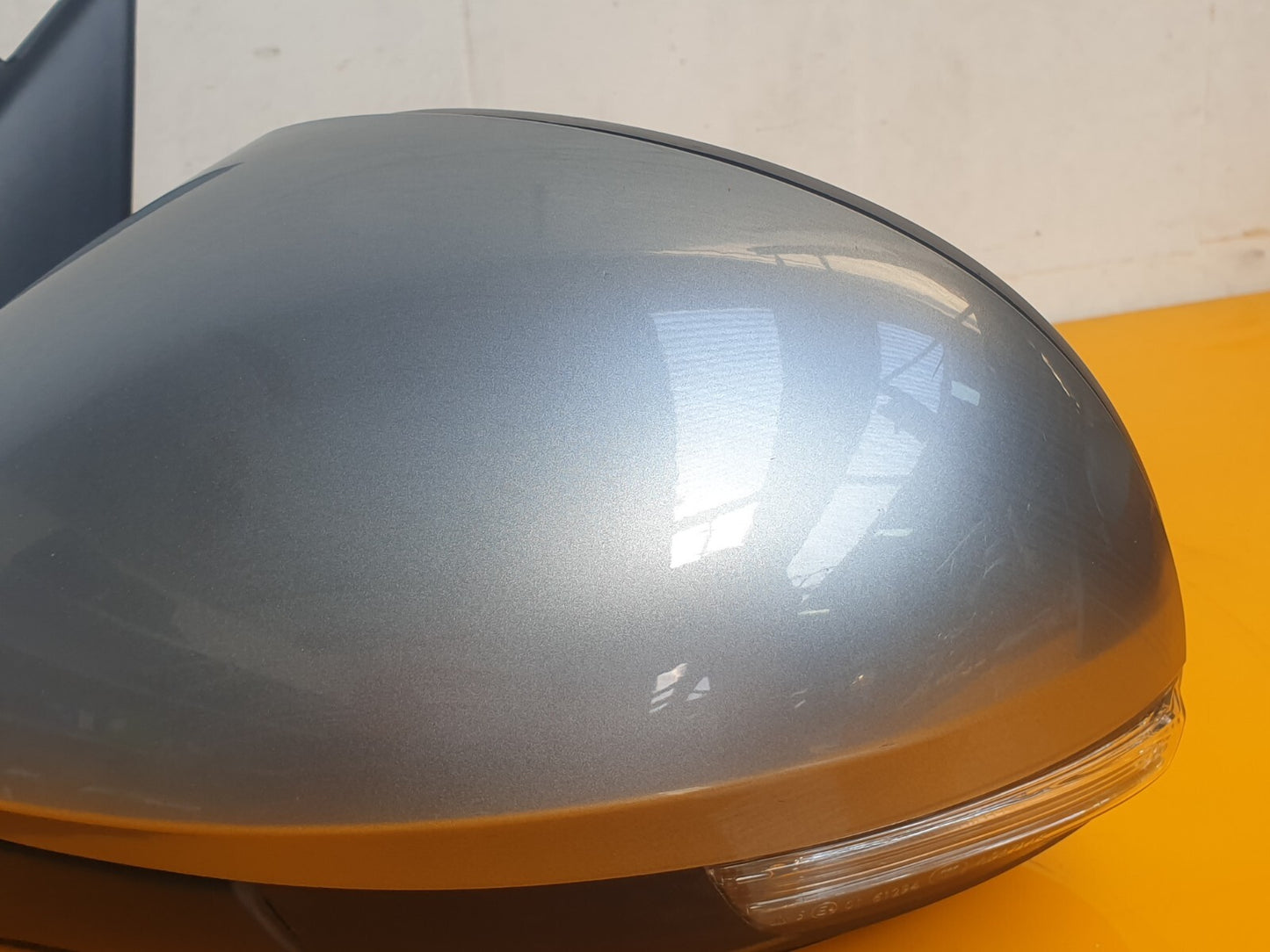 SKODA YETI 1.2 PETROL 2016 FRONT LEFT PASSENGER SIDE MIRROR 5L0857933 5L2857501