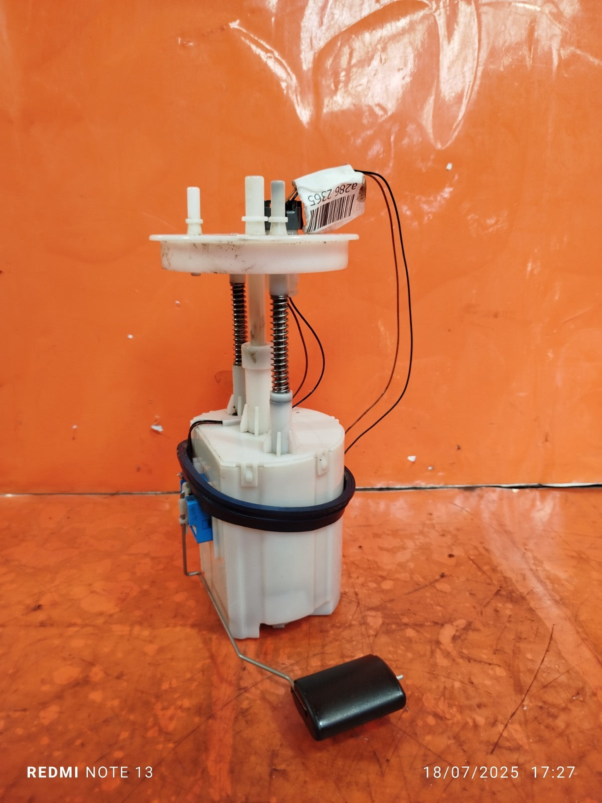 ✅SSANGYONG RODIUS TURISMO 2.2 DIESEL 2017 FUEL TANK SENDER UNIT 700-20-125 A286