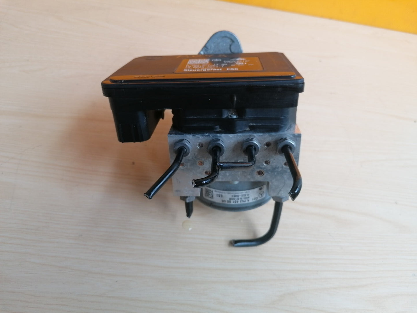 2015 MERCEDES C200 W205 2.0 PETROL ABS PUMP MODULATOR A2534310000 A048