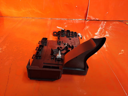 ✅Tesla Model 3 Long Range 2020 FRONT RIGHT FUSE BOX 1462525-00-D 1461511-00-B