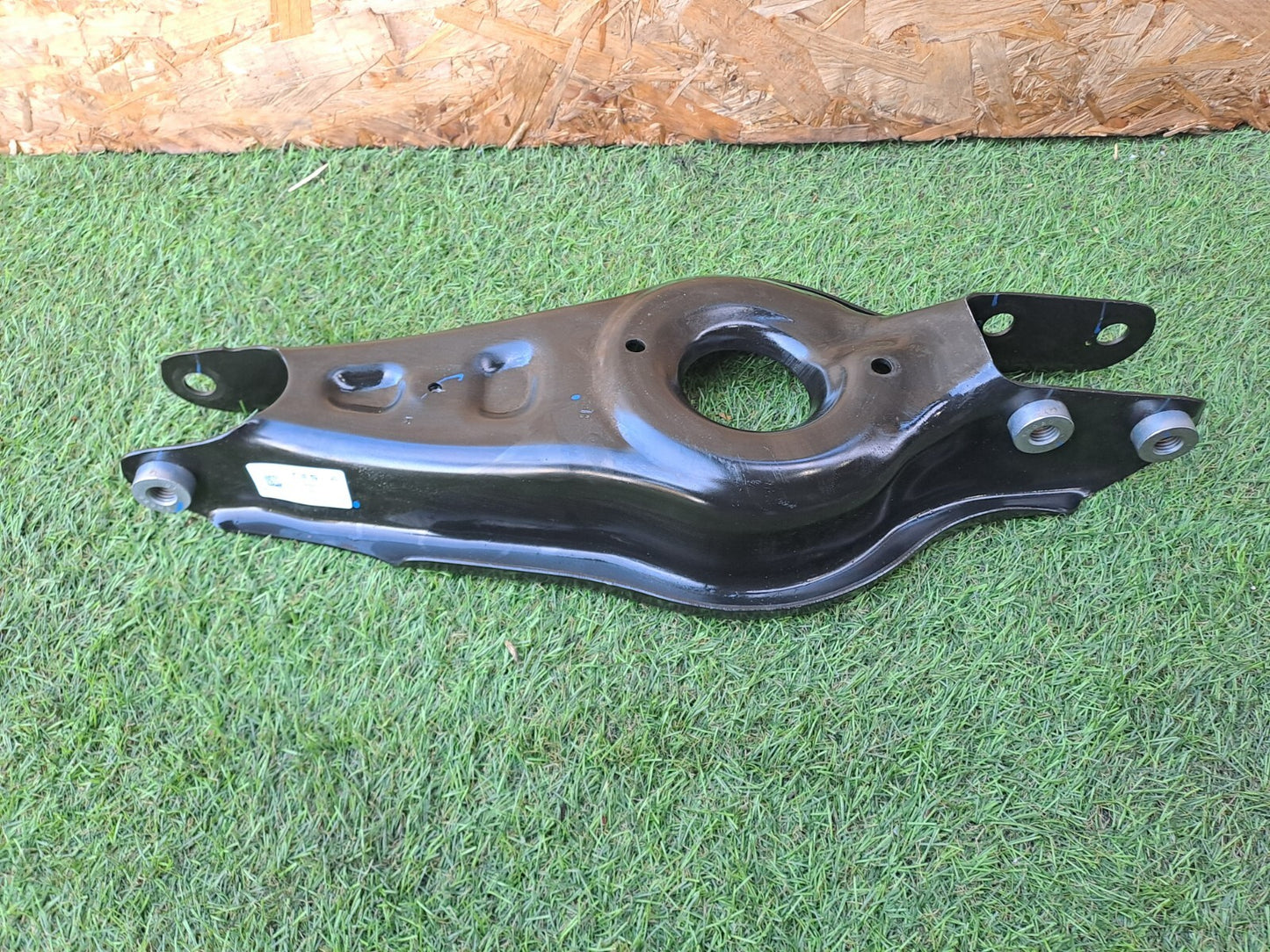 2024 TESLA MODEL 3 LONG REAR RIGHT SUPPORT ARM 1288456-00-A + WARRANTY A207