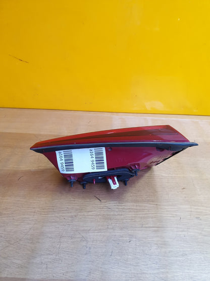 ✅2016 KIA NIRO 2 EV S-A 1.6P REAR LEFT INNER LED LIGHT 92403G5500 + WARRANTY