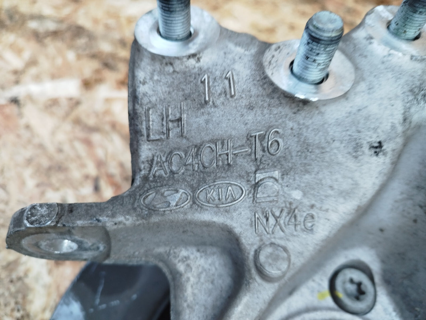 ✅HYUNDAI TUCSON MK4 1.6 PETROL 2023 REAR LEFT SUSPENSION LEG 52715-N7150 A248