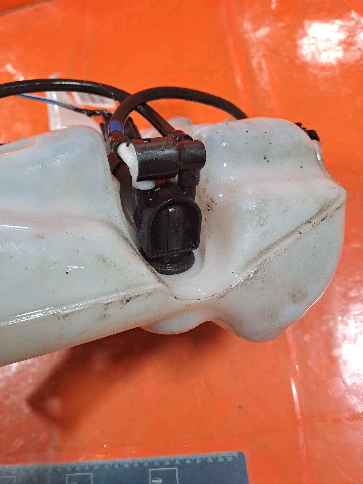 ✅2016 FORD MONDEO MK5 2.0D WINDSCREEN WASHER RESERVOIR & PUMP DS73-17B613-AF