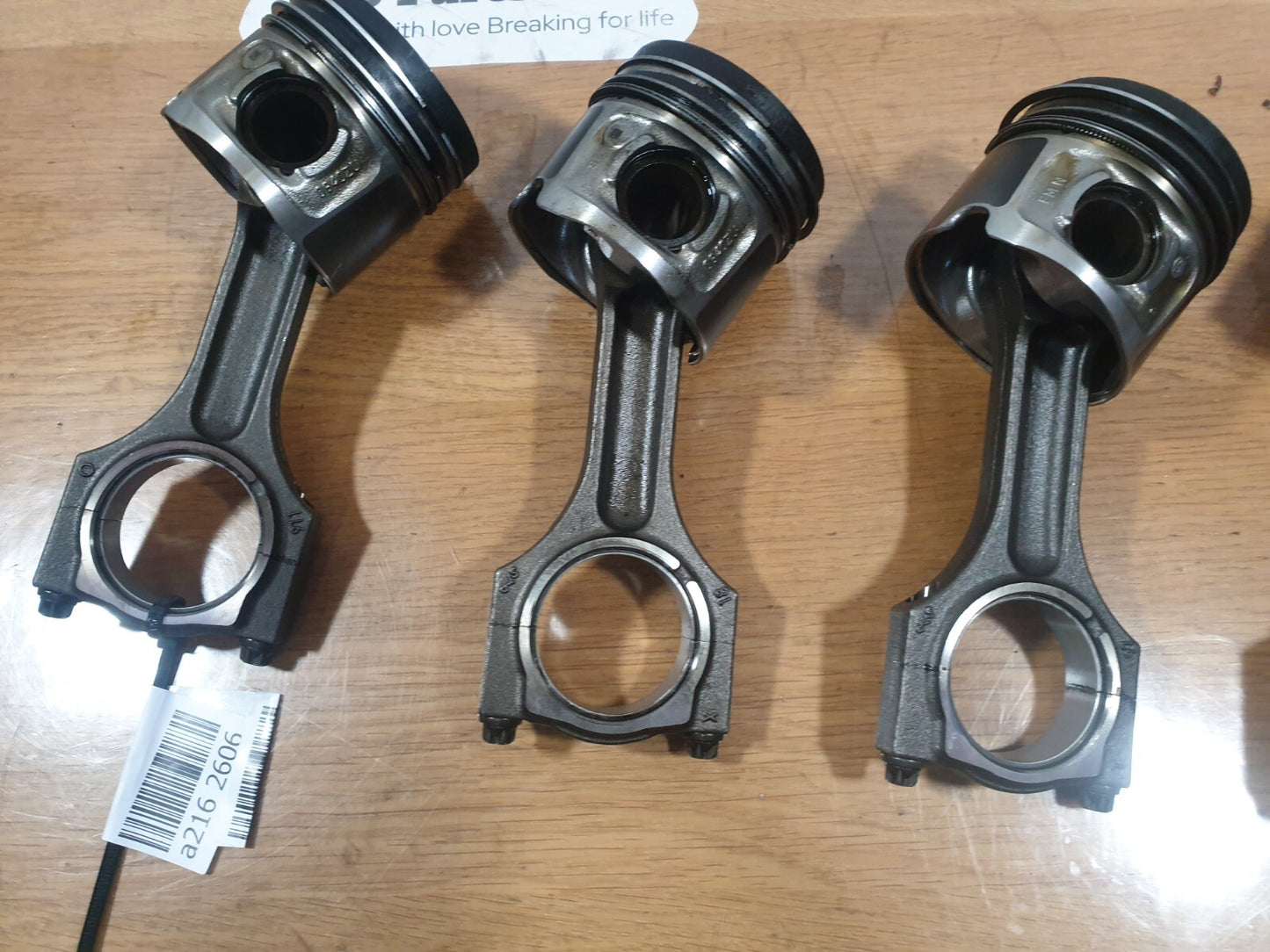 2010 BMW 5 SERIES F11 2.0D PISTON & CON ROD set of x4 0840ZU + WARRANTY A216