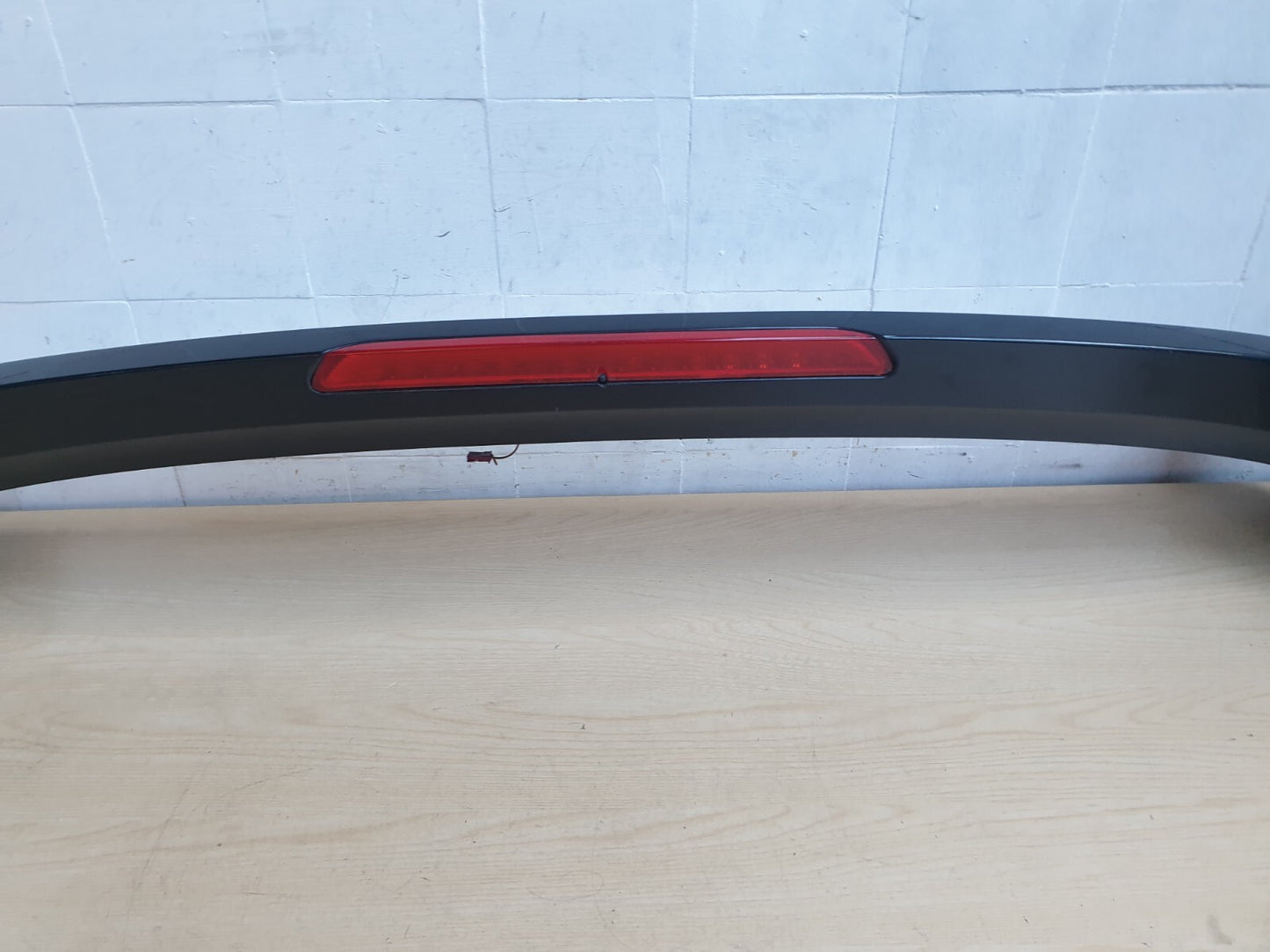 BMW F46 216D 1.5 DIESEL 2018 SPOILER REAR TAILGATE 7349464