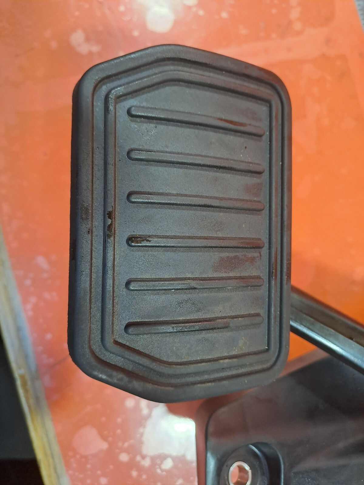 TESLA Model 3 Long 2024 BRAKE PEDAL ASSEMBLY 1044692-00-E Warranty A207