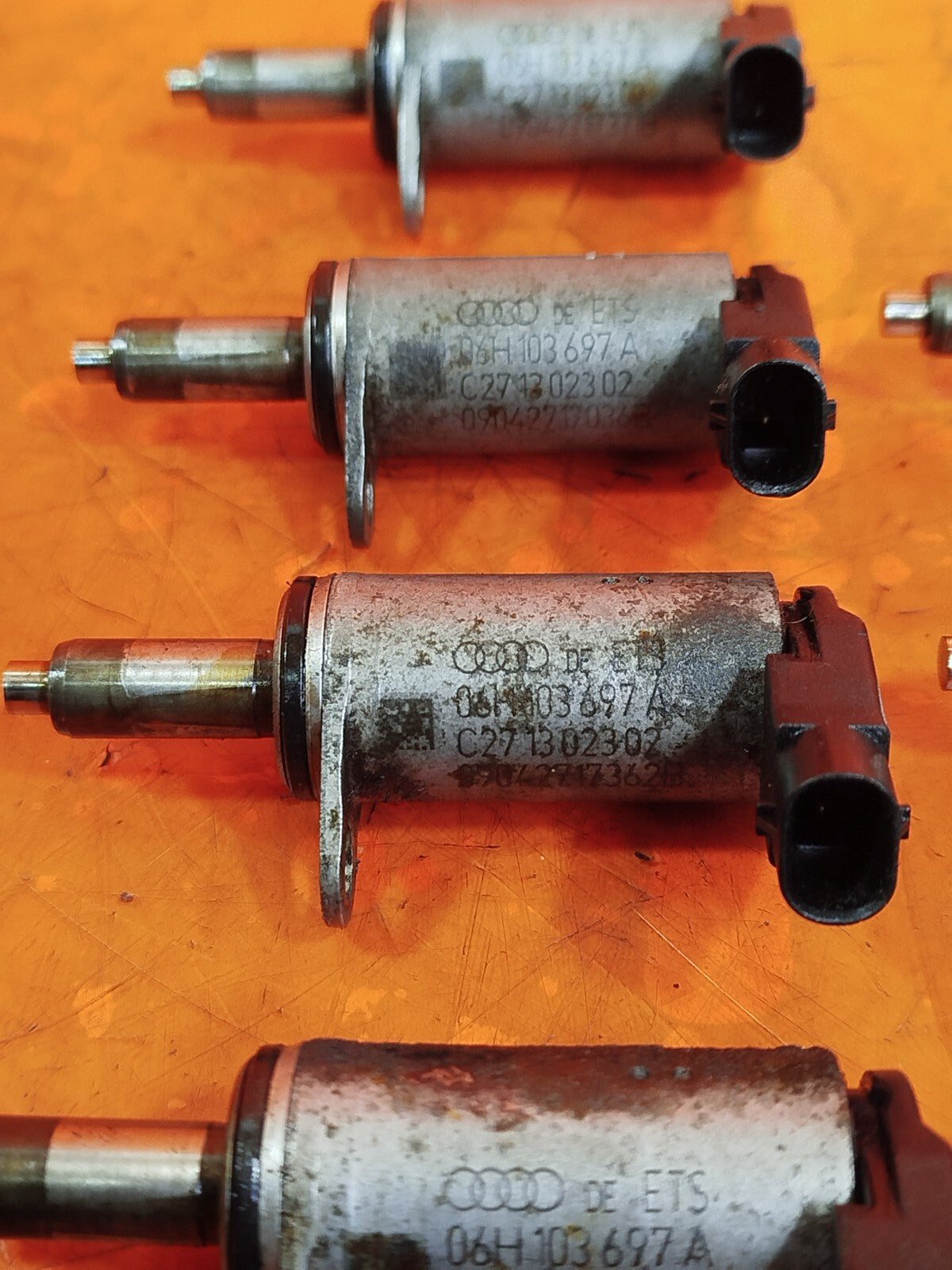 ✅AUDI A5 S LINE CABRIO 2.0 PETROL 2009 CAMSHAFT PRESSURE ADJUST SET 06H103697A