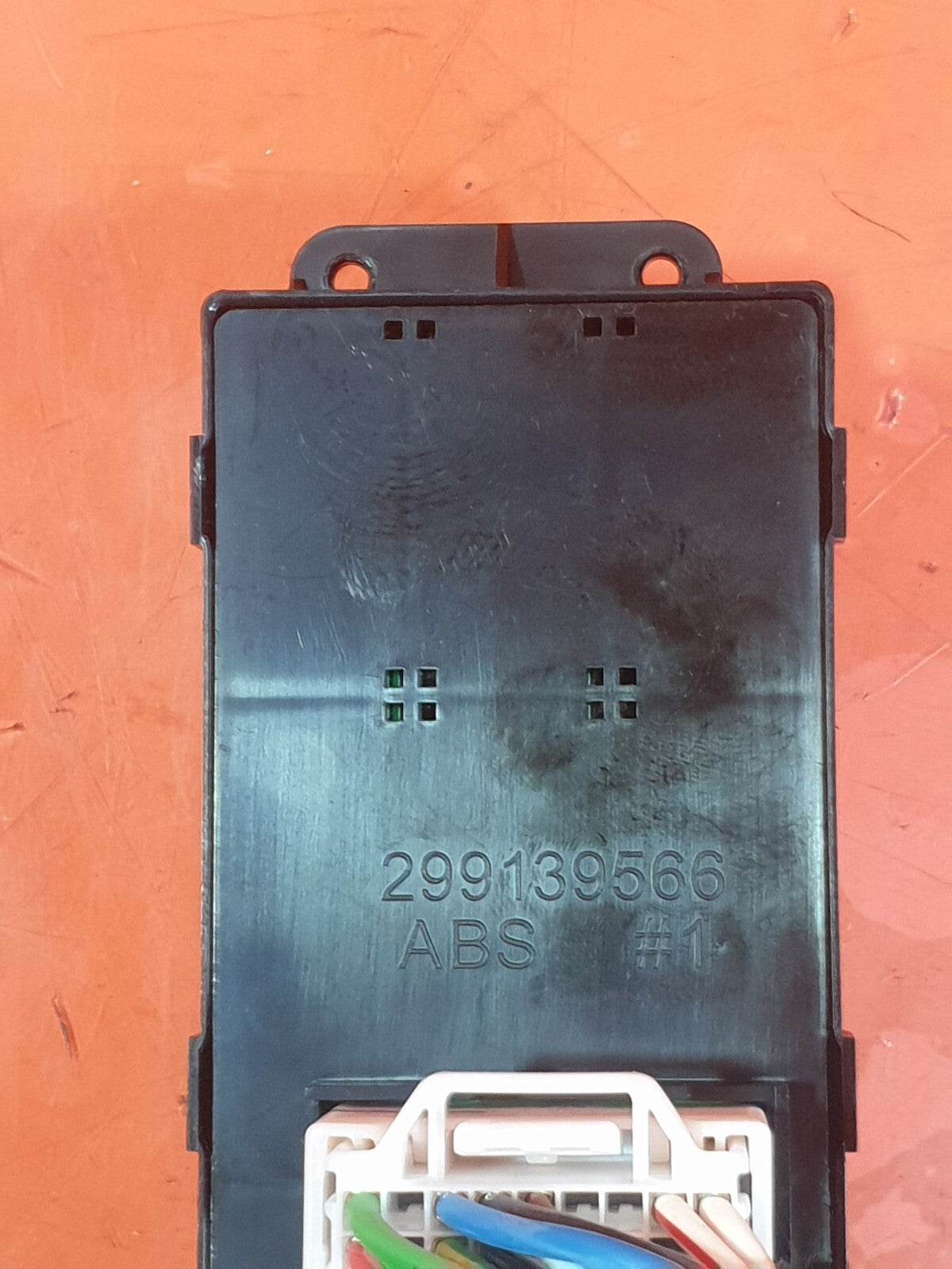 2017 SSANGYONG TIVOLI EX 1.6D FRONT RIGHT WINDOW SWITCH 8581235000 WARRANTY A230
