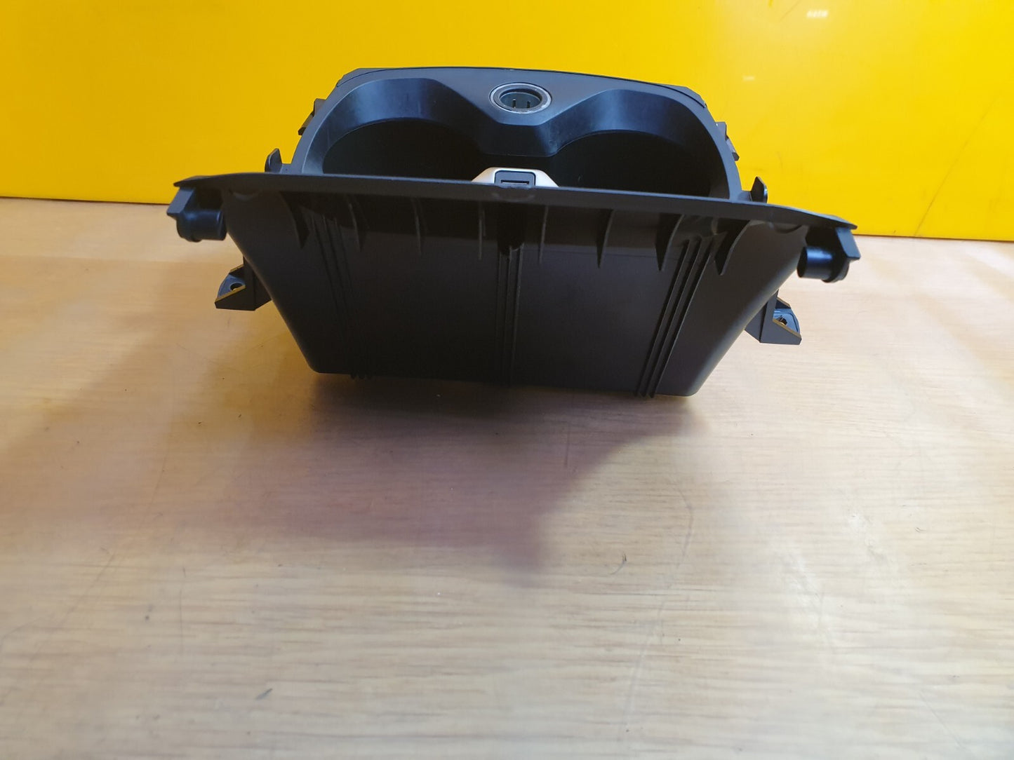 ✅2023 BMW 1 SERIES SPORT 1.5D CENTRE CONSOLE CUP HOLDER 5A37574 + WARRANTY A119