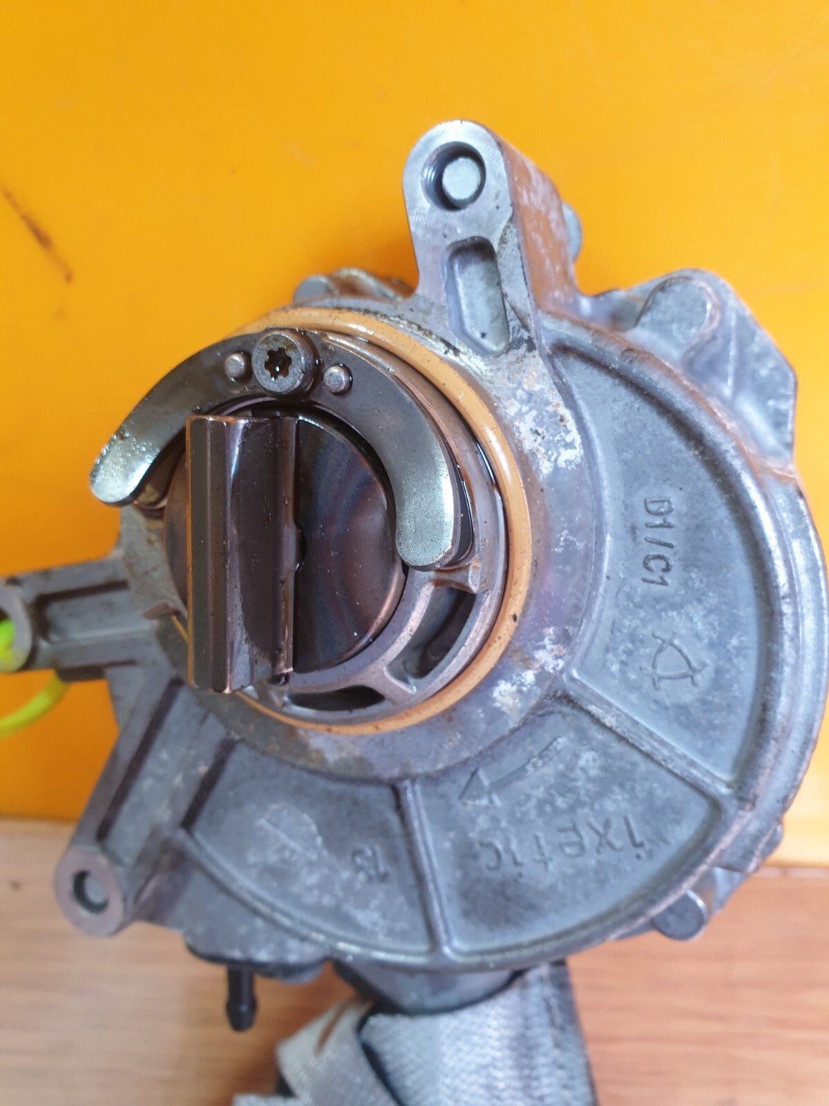 ✅2014 BMW 5 SERIES F11 4.4P VACUUM PUMP 8605976 + WARRANTY A153