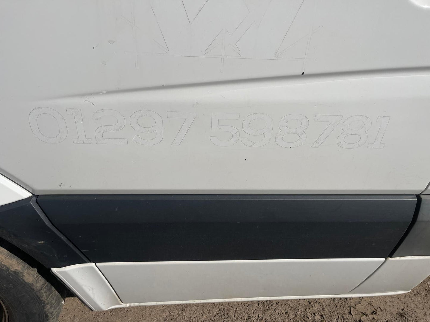 ✅VW CRAFTER CR35 2.0 DIESEL 2015 FRONT LEFT DOOR BARE WHITE Warranty A275