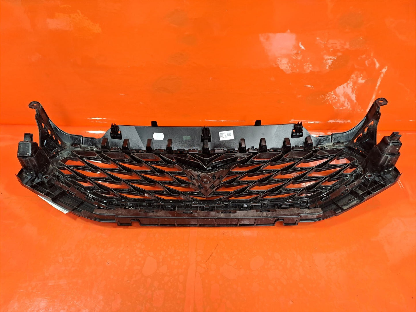 CUPRA LEON VZ2 1.4 PETROL 2023 FRONT BUMPER GRILLE Warranty A227