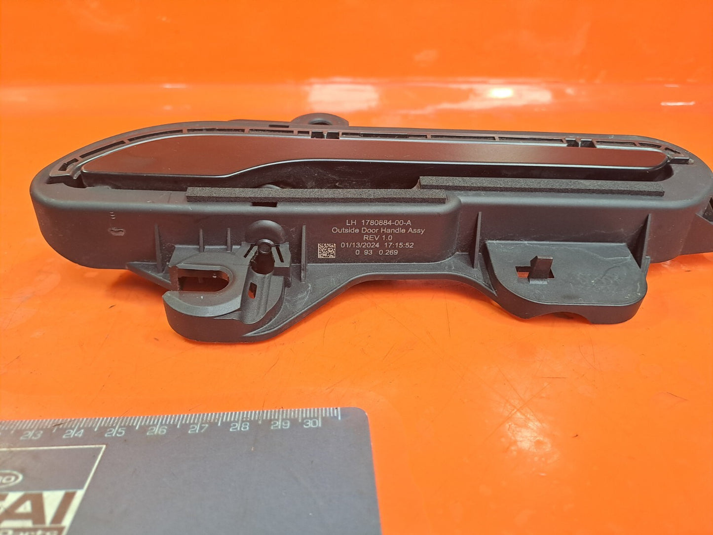 TESLA MODEL 3 LONG 2024 FRONT LEFT EXTERIOR DOOR HANDLE 1780884-00-A Warranty