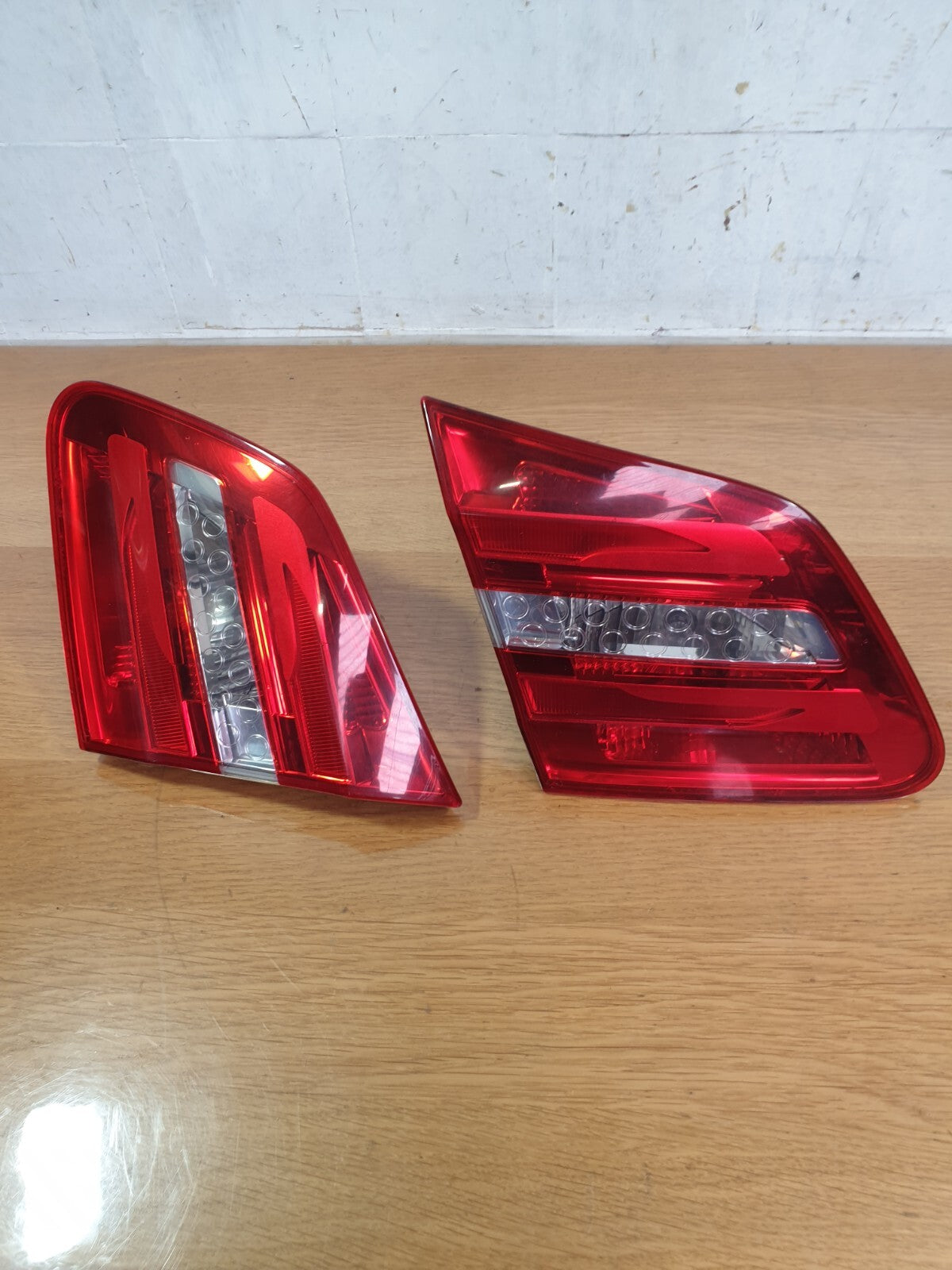 MERCEDES B CLASS W246 1.8 DIESEL 2012 REAR INNER TAIL LIGHTS PAIR A2469066300