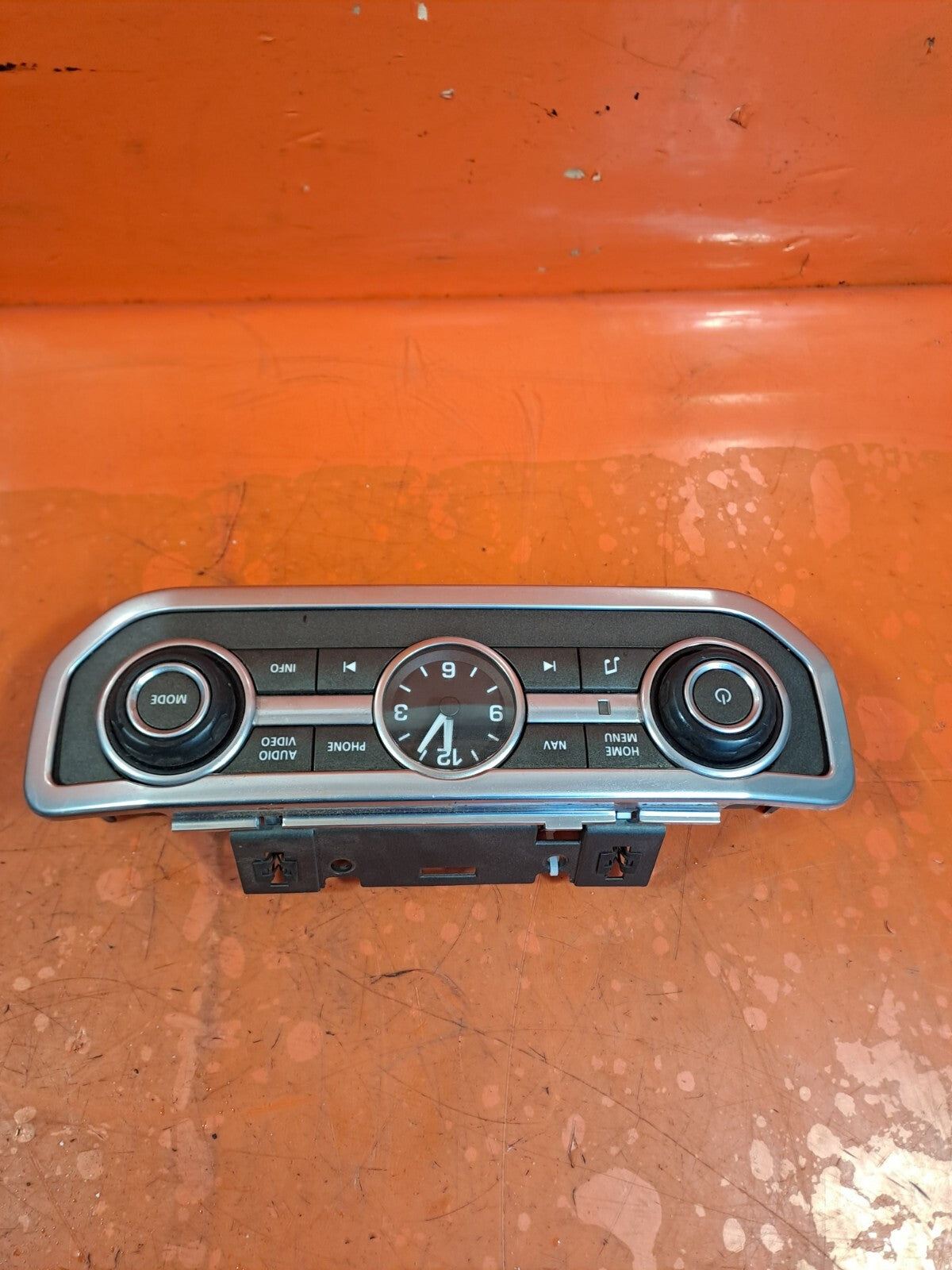 ✅2010 LAND ROVER DISCOVERY 4 L319 CD RADIO STEREO SWITCH PANEL AH22-18C858-BE