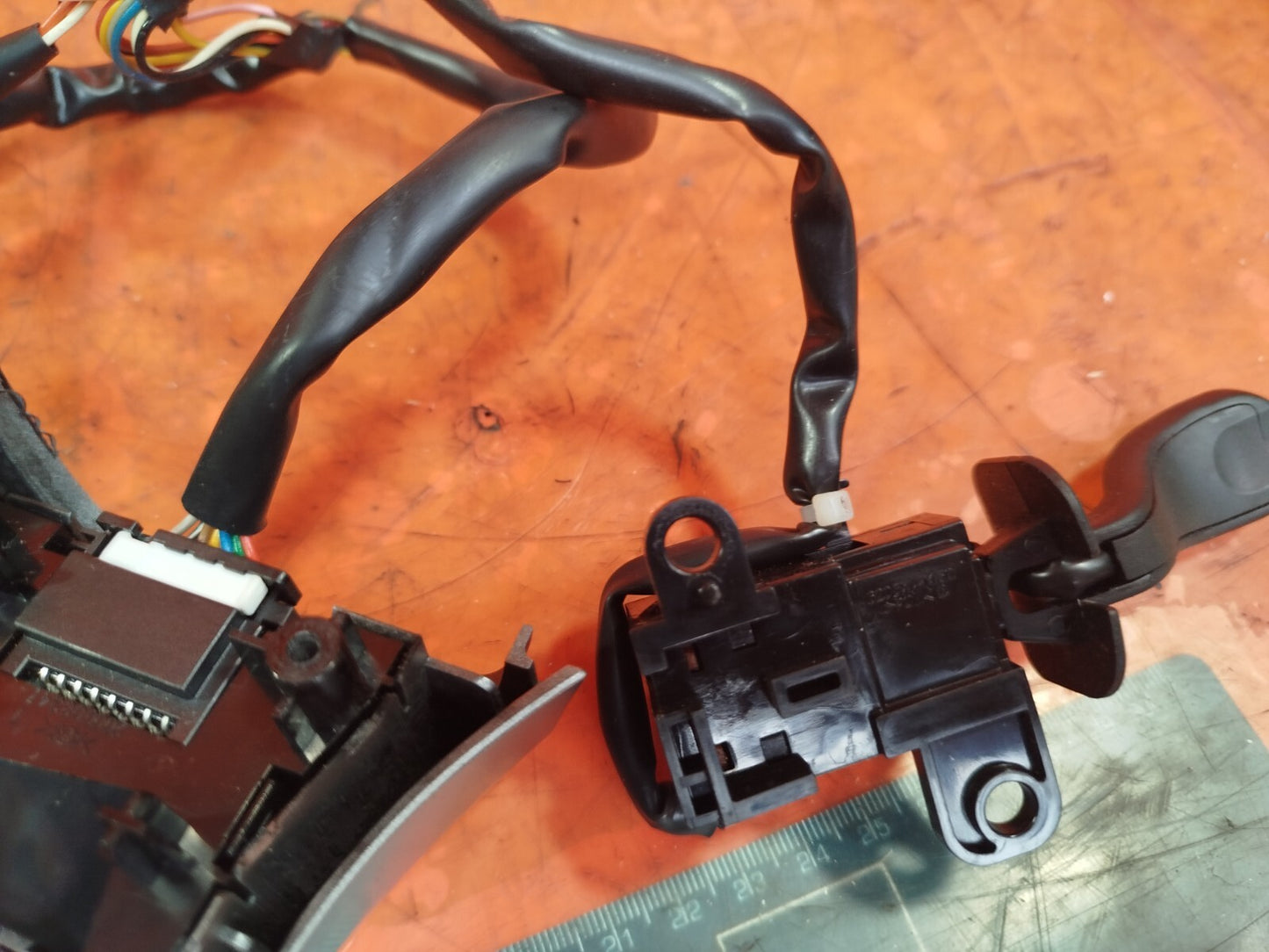 ✅SSANGYONG KORANDO STEERING WHEEL CONTROLS 200008346 + WARRANTY xAA