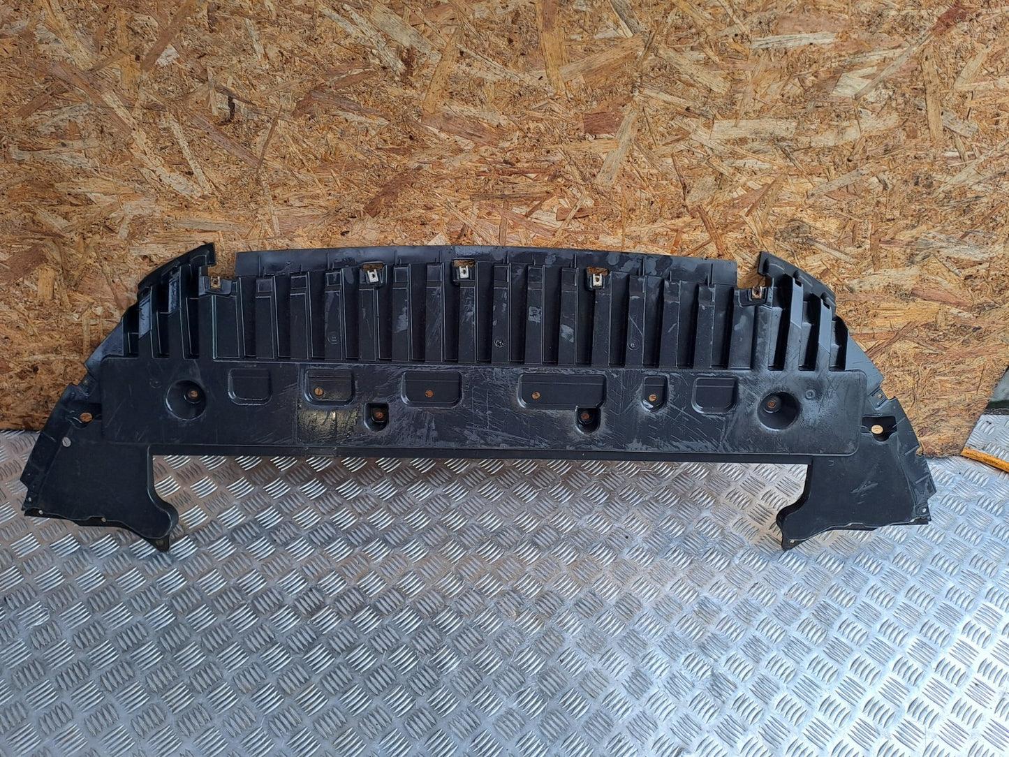 ✅Ford Mondeo Titanium 2.0 Diesel 2016 Front Bumper Lower Part Trim DS73-8B384-B