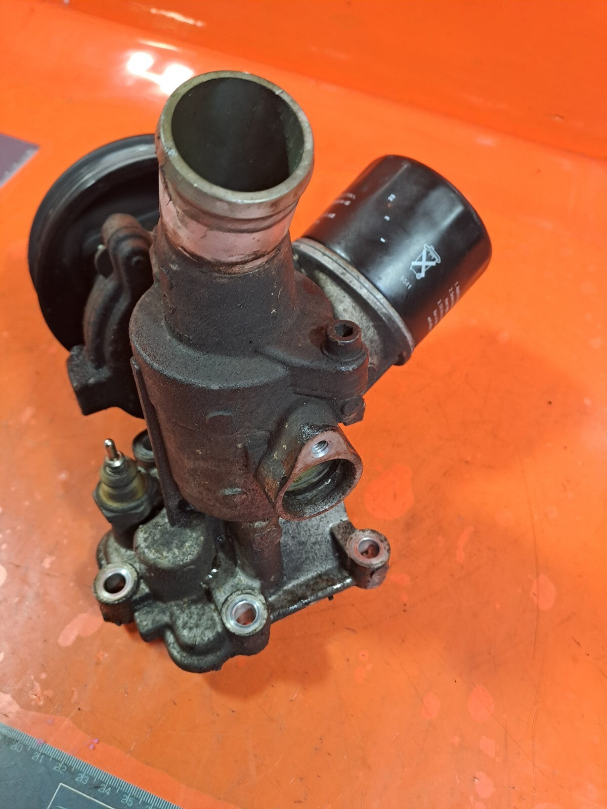 ✅SSANGYONG TIVOLI EX 1.6 PETROL 2015 OIL FILTER HOUSING A1731800110 Warranty