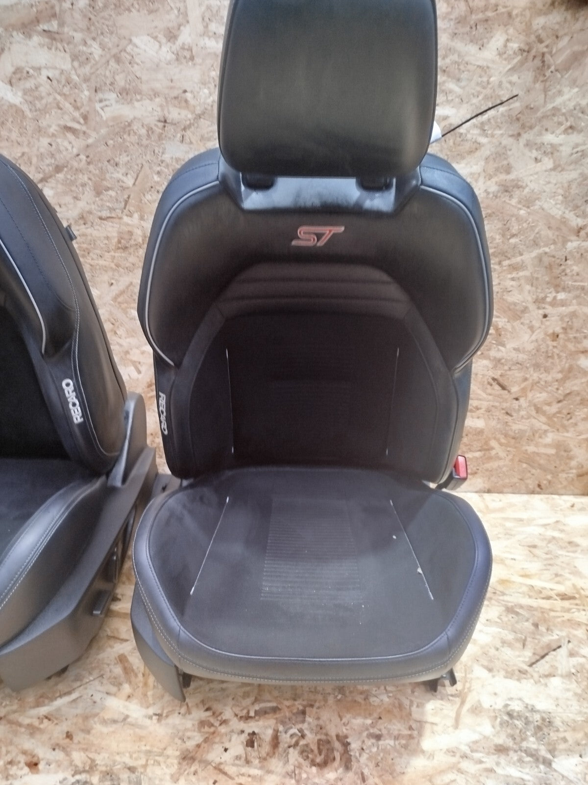 ✅2020 FORD FOCUS MK4 ST 2.3 RECARO  Genuine  LEATHER INTERIOR SEATS