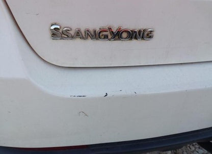 ssangyong korando Se 2.0 Diesel 2014 6 Speed Manual  Price Per Wheel Nut Only