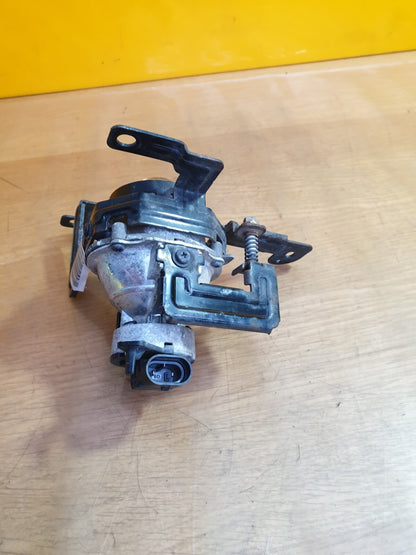 ✅2016 KIA NIRO 2 EV S-A 1.6P FRONT LEFT FOG LAMP 92201-D9 + WARRANTY A164