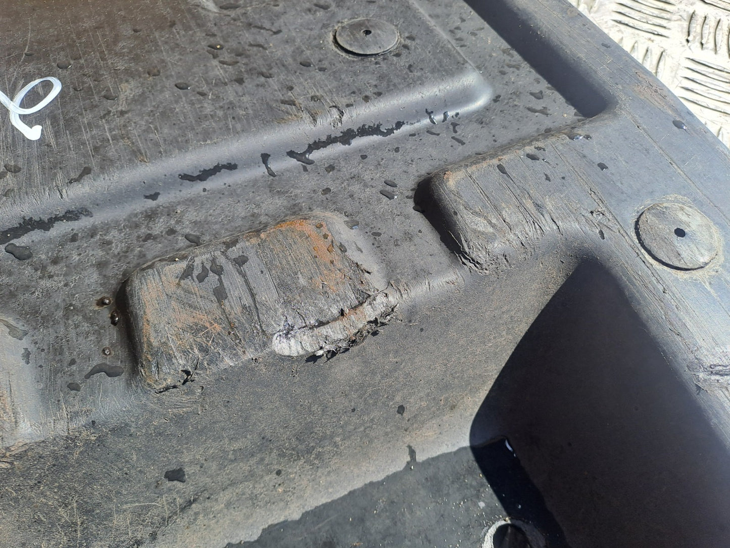 ✅SSANGYONG RODIUS TURISMO 2.2 DIESEL 2017 ENGINE UNDERTRAY COVER 24910-21000
