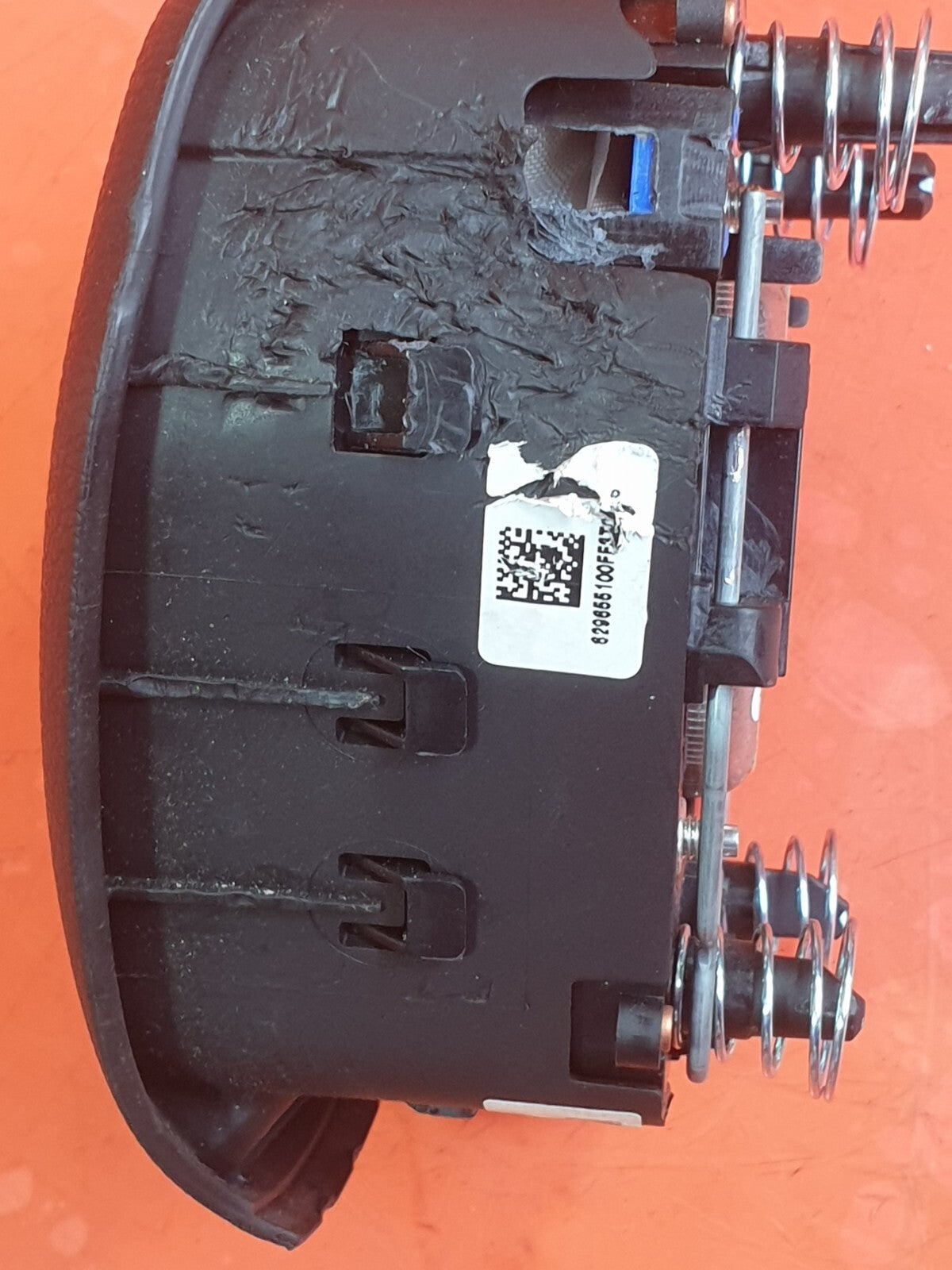 SSANGYONG TIVOLI ELX 1.6 PETROL 2015 MULTIFUNCTION STEERING WHEEL 86201-35500