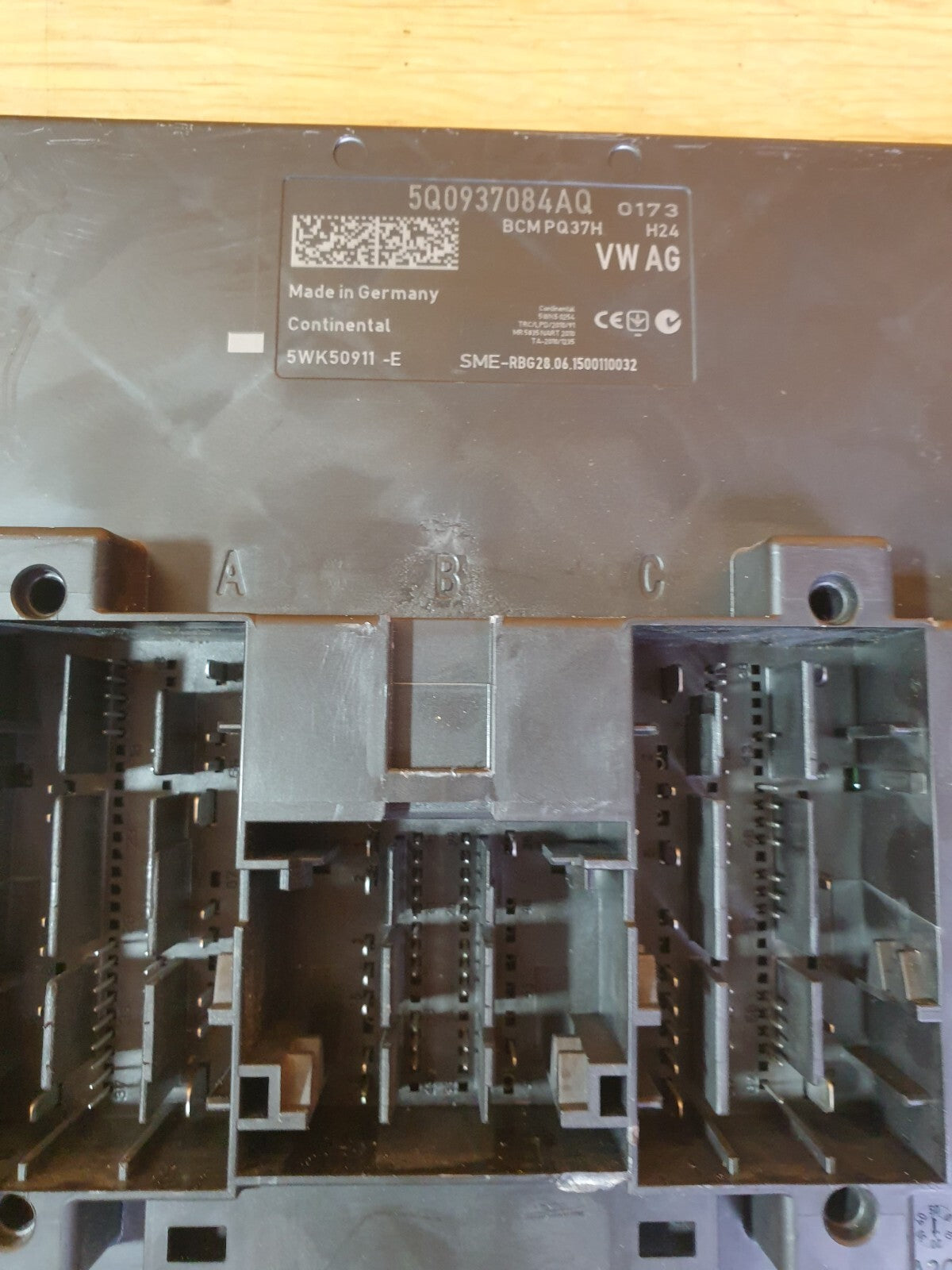 ✅AUDI A3 E-TRON 1.4 PETROL 2015 BCM BODY CONTROL MODULE ECU 5Q0937084AQ Warranty