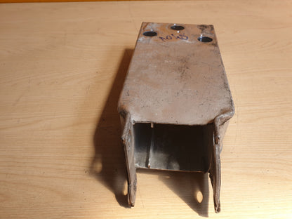 MERCEDES C200 W205 2.0 PETROL 2015 FRONT LEFT DEFORMATION ELEMENT A2056200395