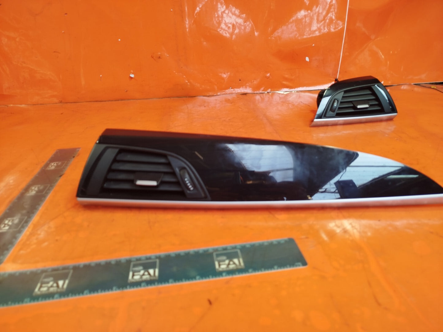 ✅BMW F20 116D URBAN 2.0 DIESEL 2012 DASHBOARD AIR VENTS 9205355 9205356 9226073