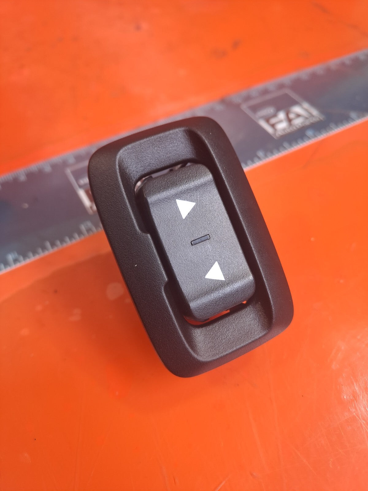 ✅2018 BMW 4 SERIES F33 CONVERTIBLE TRUNK BOOT LOADING AID SWITCH BUTTON 9303958