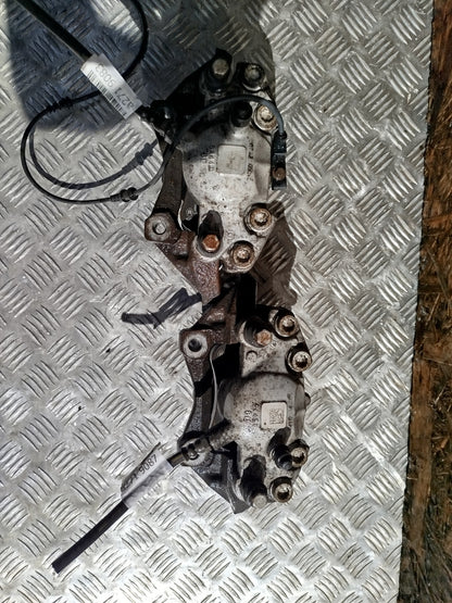 ✅Mercedes E300 W212 2013 2.1 Diesel Front Brake Calipers Warranty A271