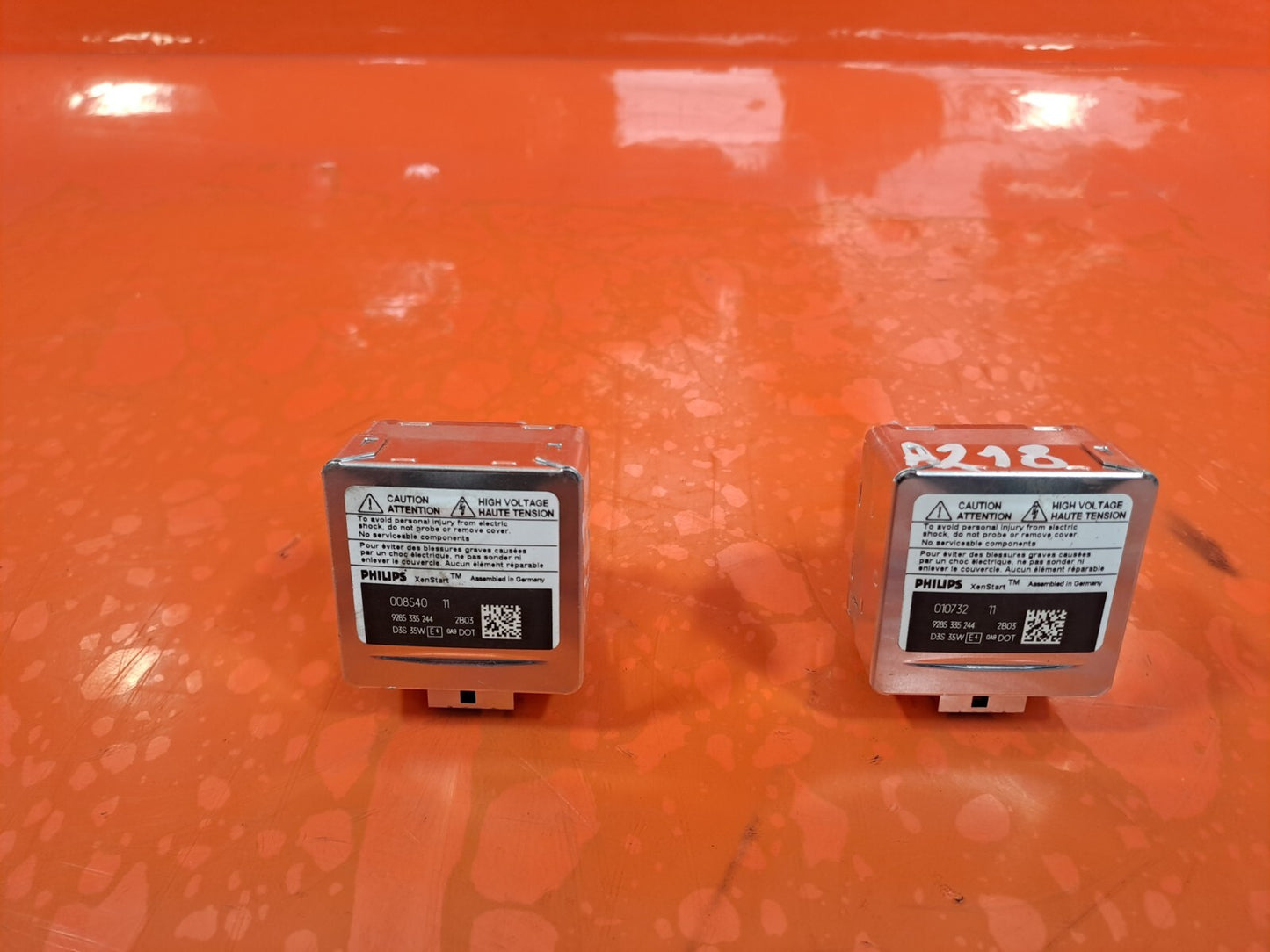 AUDI A5 CABRIO S LINE 2.0 DIESEL 2012 XENON BULB PAIR 9285335244 Warranty A218