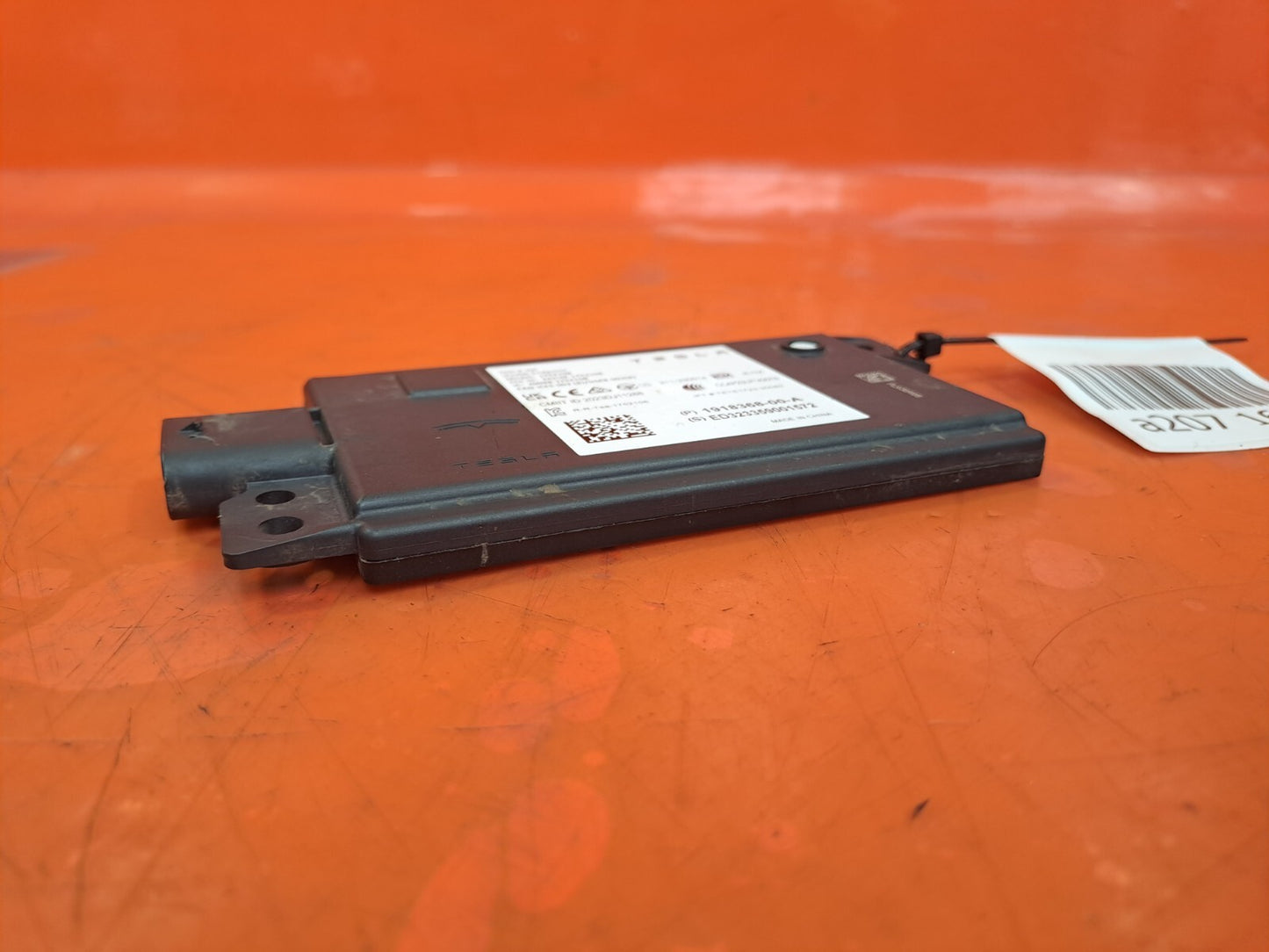 TESLA MODEL 3 LONG 2024 REAR BUMPER MODULE 1918368-00-A Warranty A207