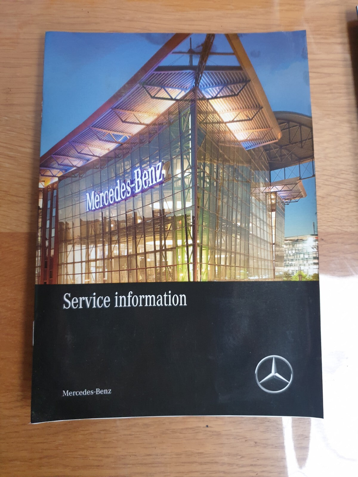 MERCEDES A CLASS GLA HANDBOOK OWNER MANUAL GUIDE Warranty X00