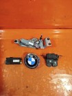 ✅BMW 118D F20 2.0 D 2016 ANTENNA AMPLIFIER AMP&BOOT TAILGATE RELEASE HANDLE LOGO
